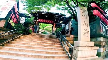 Toyokawa Inari Tokyo Ast Tempel, gelegen im motoakasaka, Minato-ku, Tokio, Japan es stammt von das Zeit wann ok echizen Nein Kami tada erbeten dakinit von Toyokawa Inari und verankert foto