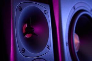 Multimedia akustisch Klang Lautsprecher mit Neon- Beleuchtung foto