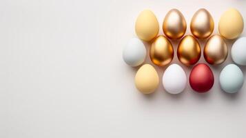 ai generiert atemberaubend minimalistisch Ostern Hintergrund mit beschwingt Eier, ein golden Keramik Ostern Hase, und ein großzügig Text Bereich im das Center. foto