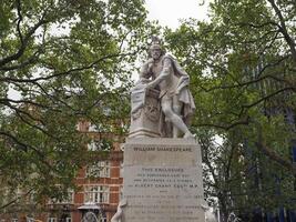 Shakespeare-Statue in London foto