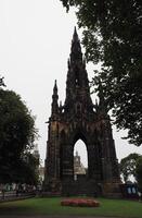 Scott Monument im Edinburgh foto