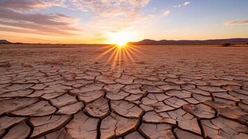 unfruchtbar Wüste Terrain unter sengend Sonne foto