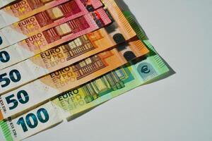 Euro-Banknoten und -Münzen foto