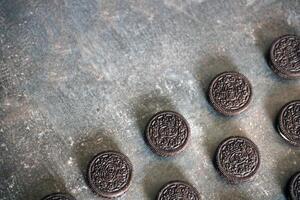 Kiew, Ukraine - - 4 dürfen, 2023 Oreo doppelt Creme Sandwich Kekse mit Sahne Füllung schließen oben foto