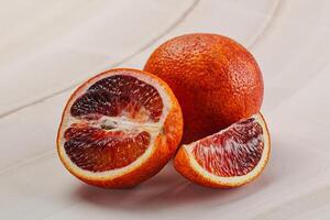 rot sizilianisch Orange reif und saftig foto