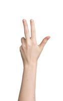 weiblich Hand zeigen Nummer drei Geste. isoliert auf Weiß Hintergrund, Konzept von Zählen, foto