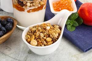 Granola museli Müsli zum Frühstück foto