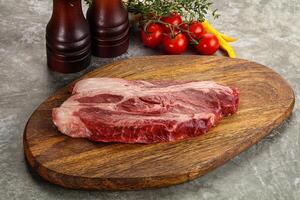 roh Rindfleisch Futter rollen Steak foto