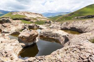 Felsen Pools im das Maluti Berge foto