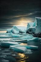 Eisberge schwebend im das Wasser beim Sonnenuntergang foto