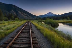 Eisenbahn Spuren führen zu ein Berg mit ein Fluss im das Hintergrund foto
