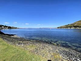 ein Aussicht von das Insel von arran im Schottland auf ein sonnig Tag foto