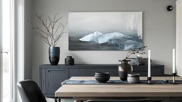 elegant Essen Zimmer mit heiter Landschaft Kunstwerk und stilvoll minimalistisch Dekor foto