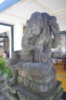 Statue von Ganesha oder Ganesa beim Yogyakarta Palast foto