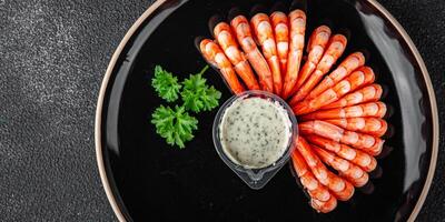 Garnele bereit zu Essen frisch Kochen Vorspeise Mahlzeit Essen Snack auf das Tabelle Kopieren Raum Essen Hintergrund rustikal foto