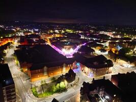 Antenne Nacht Aussicht von beleuchtet Chesterfield Stadt Center, England vereinigt Königreich. April 30., 2024 foto