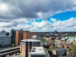 Antenne Aussicht von Gebäude beim Stadt Center und Innenstadt von Coventry Stadt von England vereinigt Königreich. März 30., 2024 foto