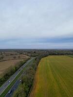 hoch Winkel Aussicht von britisch Landschaft Landschaft in der Nähe von Rugby Stadt von England vereinigt Königreich. April 8., 2024 foto