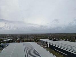 Antenne Aussicht von Abonnieren London Stadt von England großartig Großbritannien während wolkig und windig Tag. April 4., 2024 foto