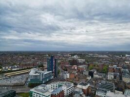 Antenne Aussicht von Gebäude beim zentral Leicester Stadt von England vereinigt Königreich. April 4., 2024 foto