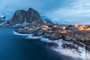 Fischerdorf Hamnoy auf der Lofot-Insel foto