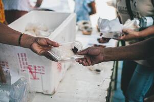 kostenlos Essen Küche zum das obdachlos und andere hungrig Menschen kostenlos Essen Lieferung Ideen Namensnennung-Nicht kommerziell-Weitergabe unter gleichen Bedingungen foto