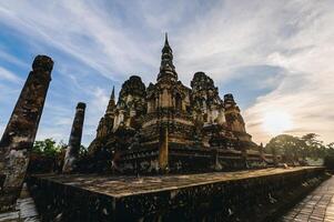 kulturell Sehenswürdigkeiten das historisch Smaragd uralt Stadt ist ein uralt Zivilisation im Sukhothai Provinz im Thailand. foto