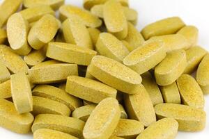 Multivitamine zum Männer im Tablets foto