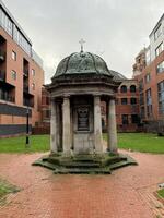 ein Aussicht von das Straßen von Liverpool beim Chinesisch Neu Jahr foto