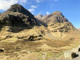 ein Aussicht von das Schottland Landschaft in der Nähe von das Glencoe Berge foto