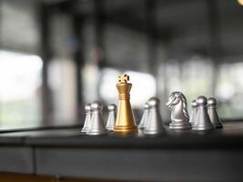 Schach Strategie Wettbewerb Konzept Herausforderung Erfolg Führung Spiel Geschäft anders Intelligenz paly König Schlacht Führer Zusammenarbeit Sieg Sport Pfand Hintergrund Zahl Freizeit Leistung Ritter Gewinner foto