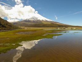 cotopaxi-vulkan, ecuador foto