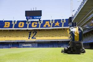 Buenos Aires, Argentinien, 20. Januar 2018 - Rasenmäher vom Stadion La bombonera in Buenos Aires, Argentinien. Es ist ein Stadion im Besitz von Boca Juniors und wurde 1938 gebaut. foto