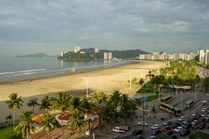 Boulevard beim Santos und sao Vicente, Brasilien. April 2 2024. foto