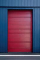 ein rot und Blau Garage Tür Hintergrund foto