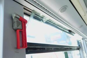 Sicherheit Hammer im ein Bus und Glas Bruch, foto