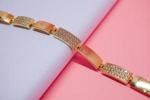 Foto des goldenen Armbandmusters für Frauen