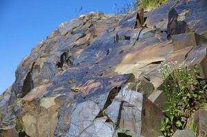 Petroglyphen innerhalb das archäologisch Landschaft von tamgaly. Almatie Bereich, Kasachstan foto