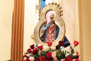 Replik von das Statue von unser Dame von Abonnieren im das san isidro Kathedrale im la Ceiba, Honduras. foto