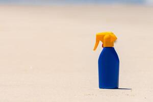 Flasche von Sonnenschutz foto