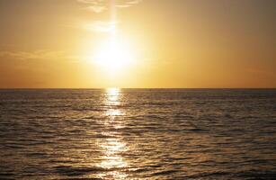 Sonnenuntergang am Meer foto