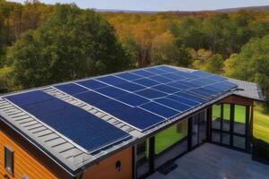 Solar- Paneele reflektieren funkelnd Licht von das Sonne ,sauber Energie und Umfeld. foto