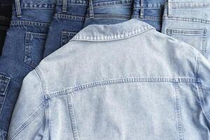 modisch Denim Jeans zum Jugendliche foto