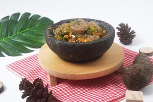ein Essen von Indonesien häufig namens seblak cobek foto