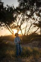 schön Mädchen posieren auf das Strand. Gold Küste, Australien, Queensland foto