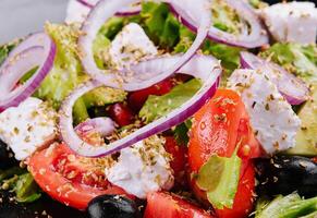 griechisch Salat schließen oben Hintergrund foto