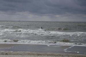 Rau Meer, Dorf petten beim das Norden Meer, das Niederlande, foto