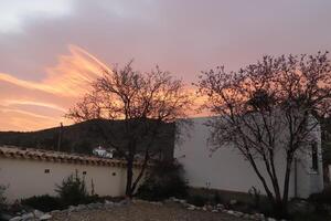 Sonnenuntergang im das Berge von Spanien foto