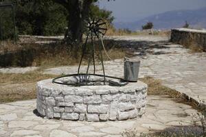 wenig Kapelle im das Berge von Lefkada, Griechenland foto