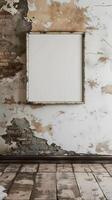 ein leer Wandgemälde mit Rahmen auf ein sauber Licht Wand, Boho Stil foto